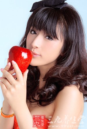 點(diǎn)擊將在新窗口查看全圖 中醫養生 巧用艾灸防肌膚老化